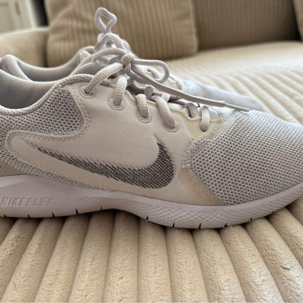 Nike Flex Experience Run 10 Women’s Running Shoes
